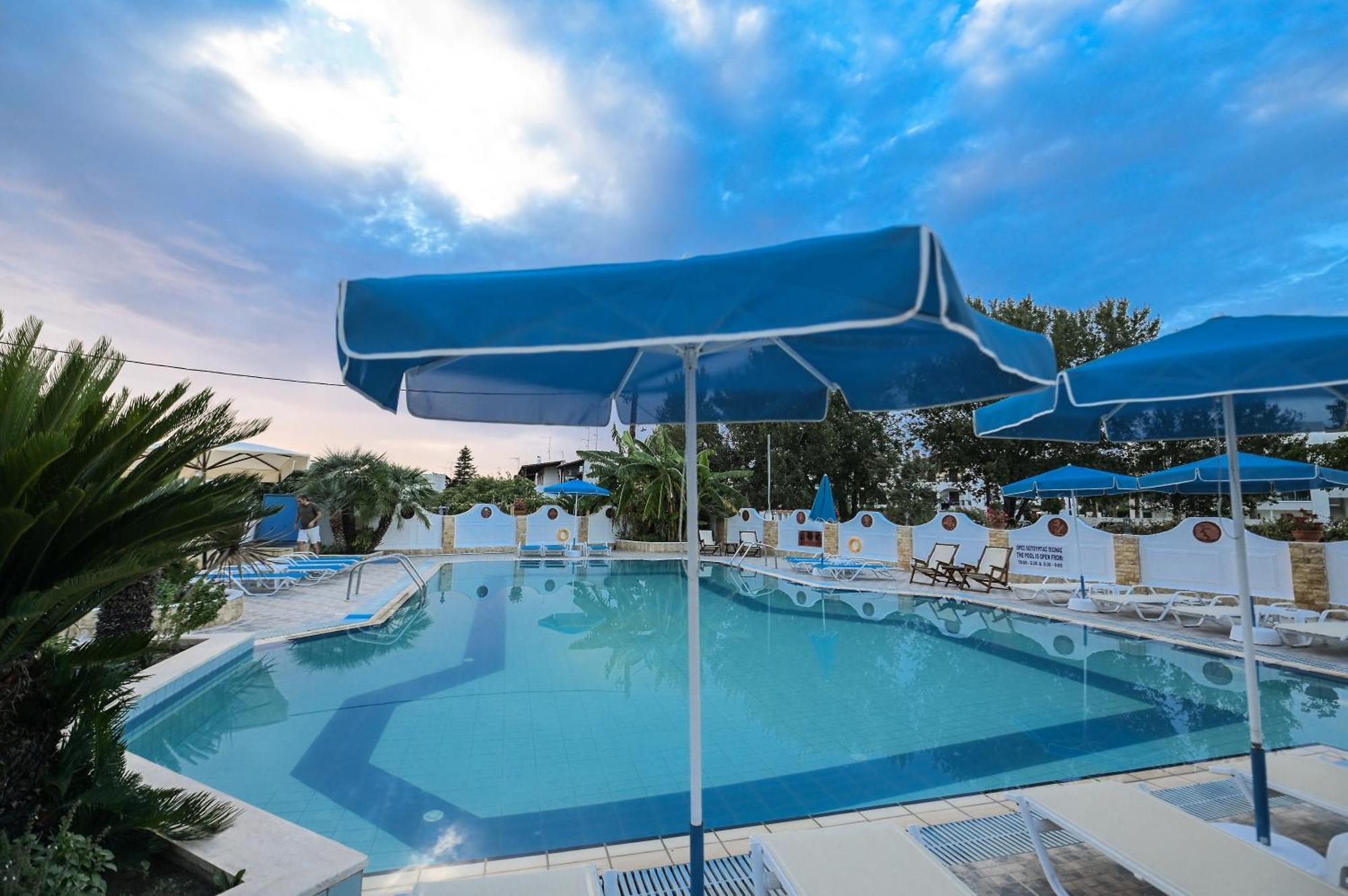 Estia Hotel Fourka Esterno foto