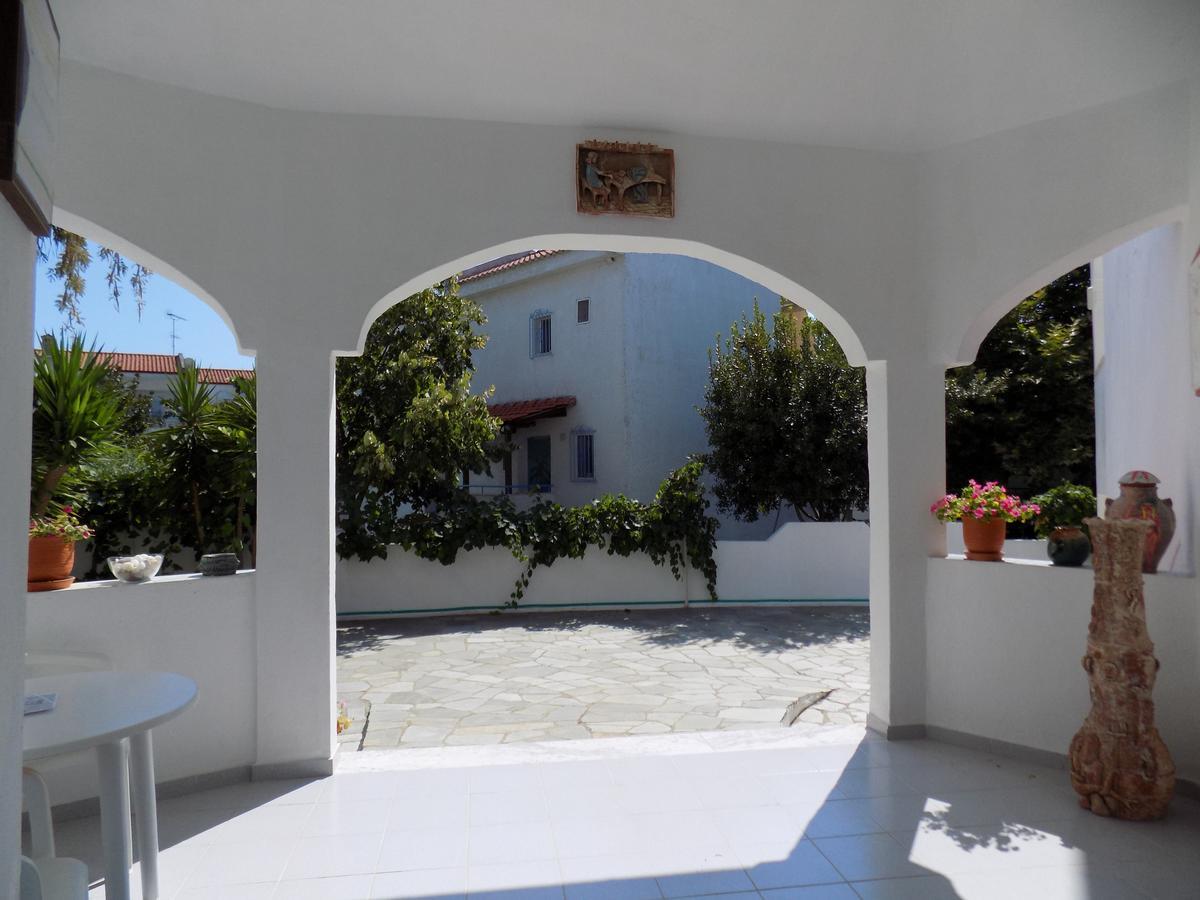 Estia Hotel Fourka Esterno foto